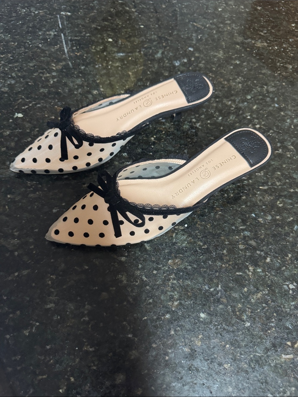 NEW Chinese Laundry Beige Polka Dot Pointed Mules with Black Trim - Picture 3 of 16
